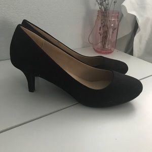 Black Kitten Heels- NEW!
